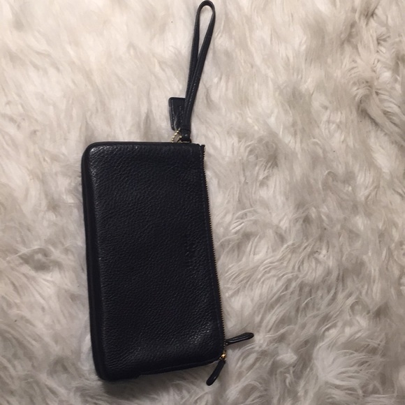 Nwot Coach black wristlet - Picture 1 of 6
